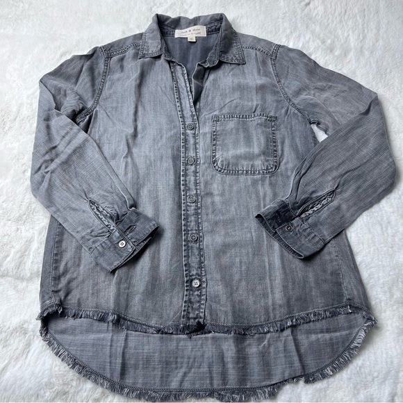 Cloth & Stone Tencel Button Down Shirt Raw hem Size X Small - Picture 5 of 9